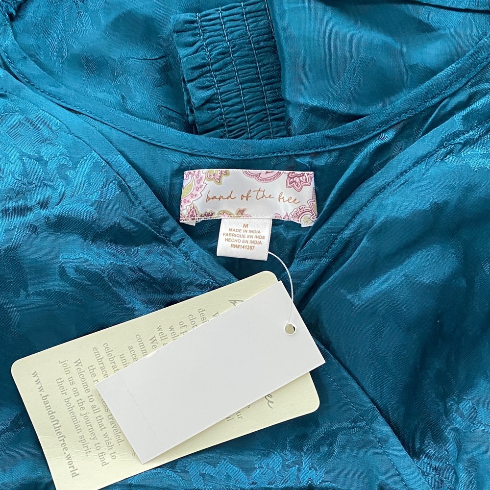Band of the free Camille crossover crop top size medium deep teal - Picture 5 of 6